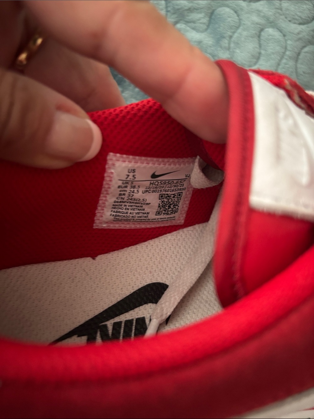 Nike Women’s Red Suede Sneakers retro style 2024 - Picture 4 of 9